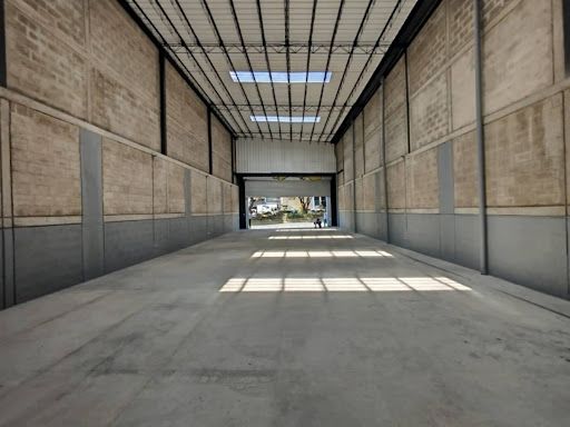 Bodega en arriendo Antioquia Medellín El Velodromo 400 m2 Habitaciones 0 Baños 2 Garajes 0 Precio $20000000