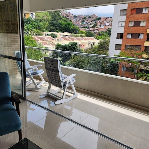 Apartamento en venta Antioquia Medellín Ferreni 113 m2 Habitaciones 3 Baños 4 Garajes 2 Precio $950000000