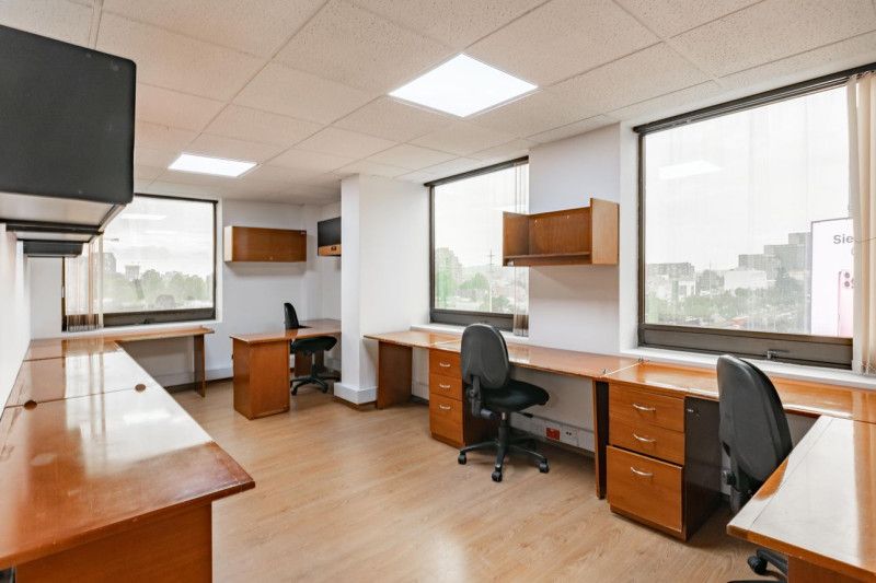 Oficina en arriendo Cundinamarca Bogotá Las Margaritas 156 m2 Habitaciones 0 Baños 2 Garajes 4 Precio $10664840
