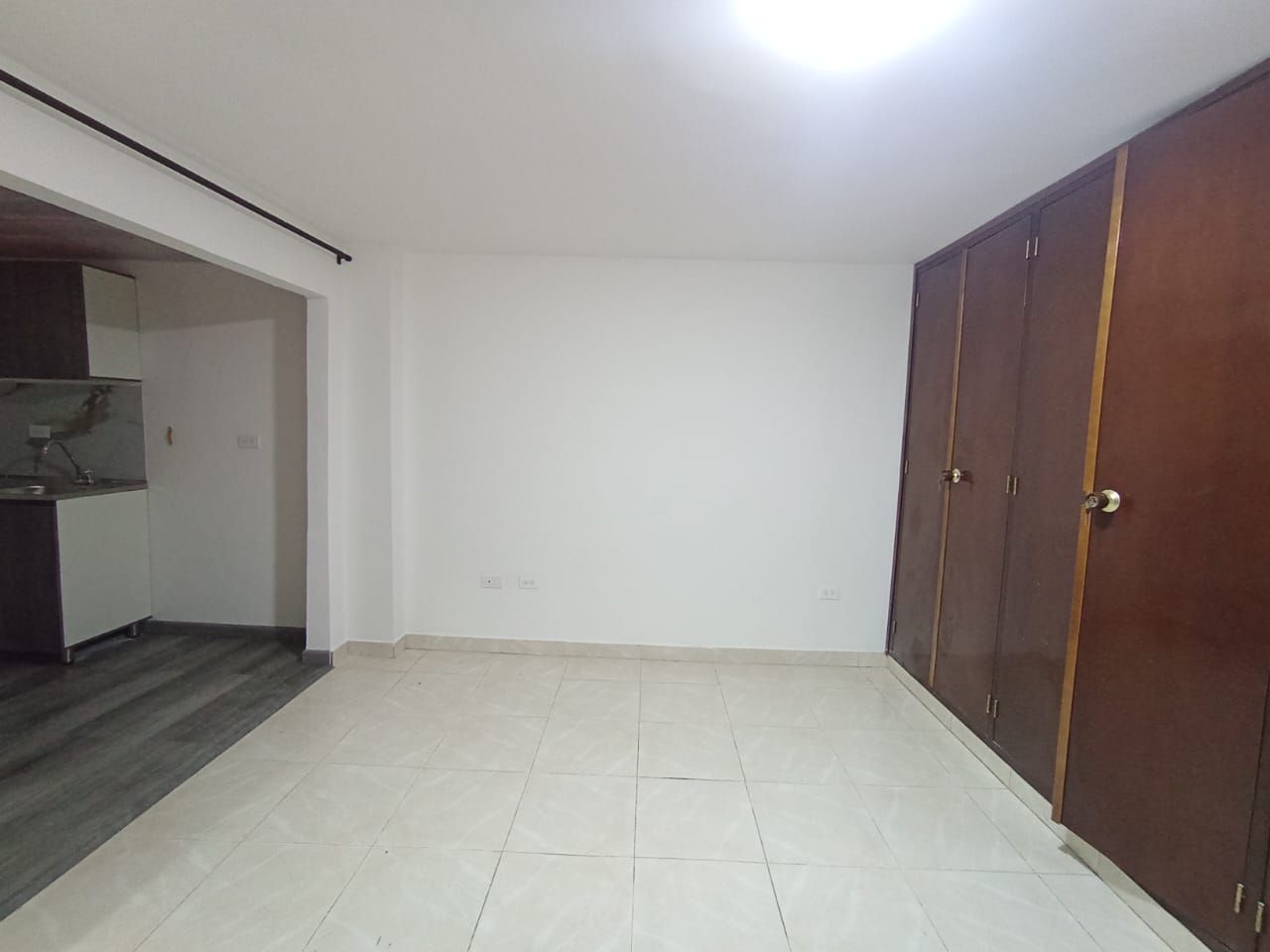 Apartaestudio en arriendo Antioquia Medellín Belen 25 m2 Habitaciones 1 Baños 1 Garajes 0 Precio $1500000