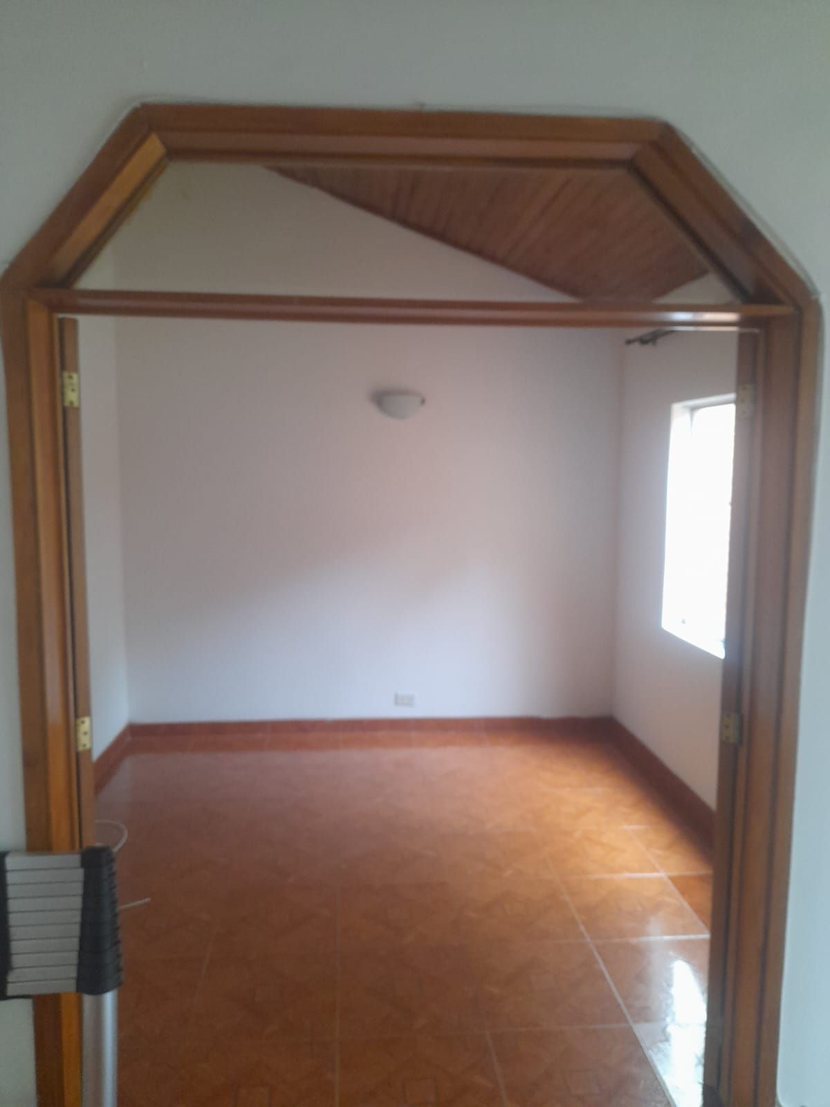 Apartamento en arriendo o venta Cundinamarca Bogotá Cr Frailejones 64 m2 Habitaciones 3 Baños 1 Garajes 1 Precio venta $270000000 Precio arriendo $1600000