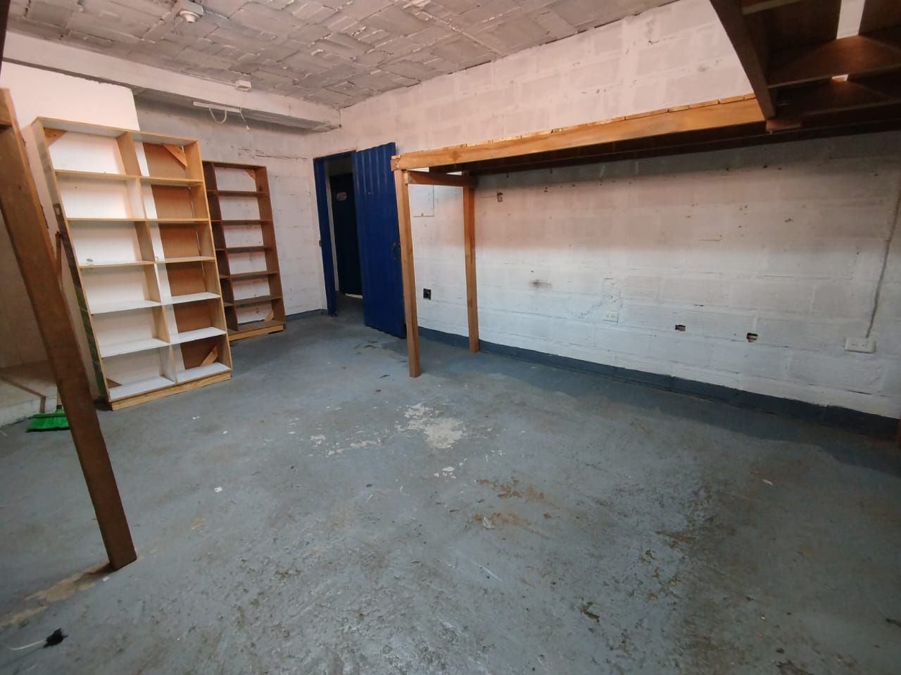 Bodega en arriendo Antioquia Itagüí Ub Entrecolinas Et Ii 20 m2 Habitaciones 0 Baños 1 Garajes 0 Precio $550000