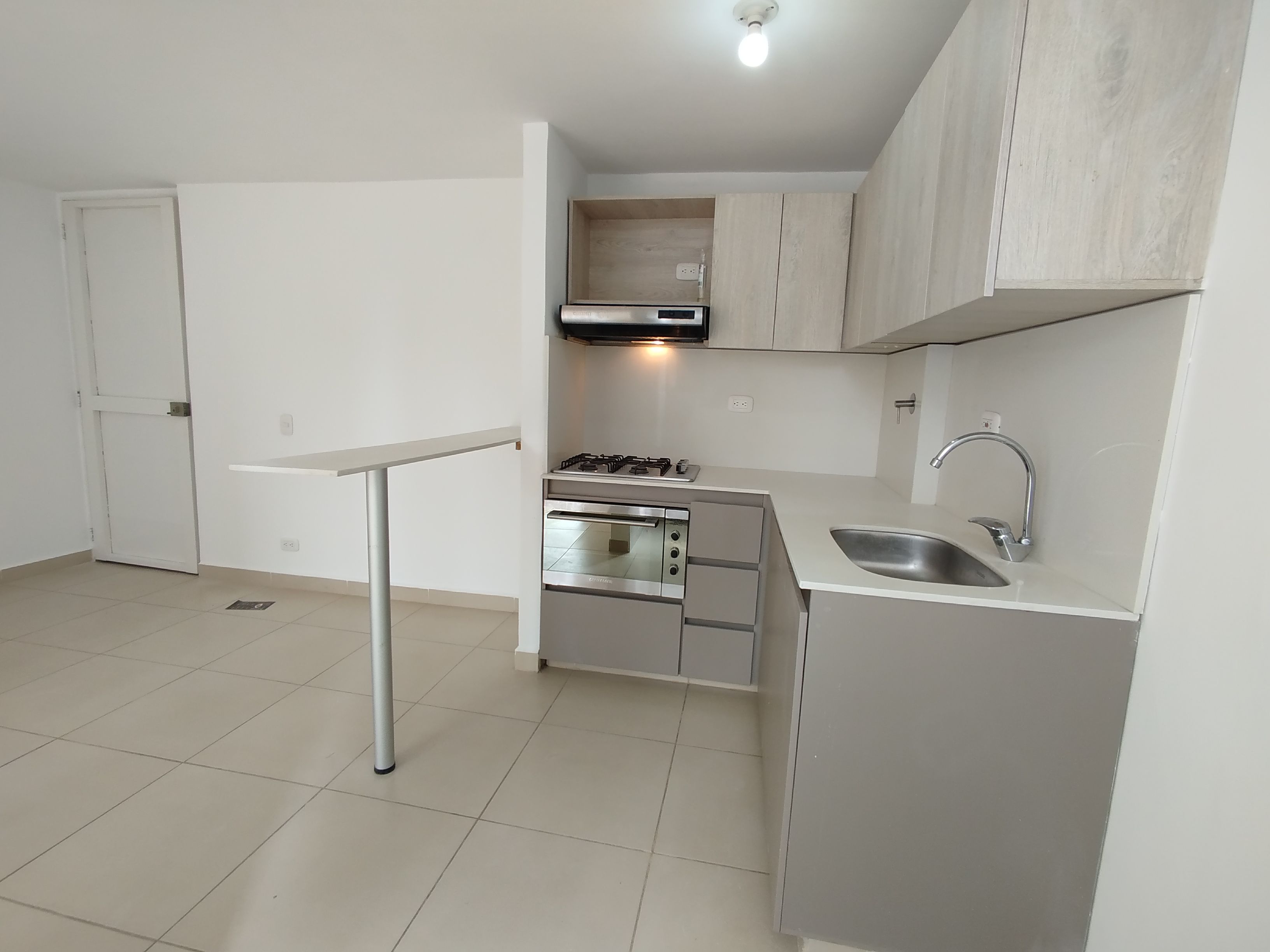 Apartamento en arriendo Antioquia Medellín San Antonio De Prado 55 m2 Habitaciones 2 Baños 2 Garajes 0 Precio $1400000