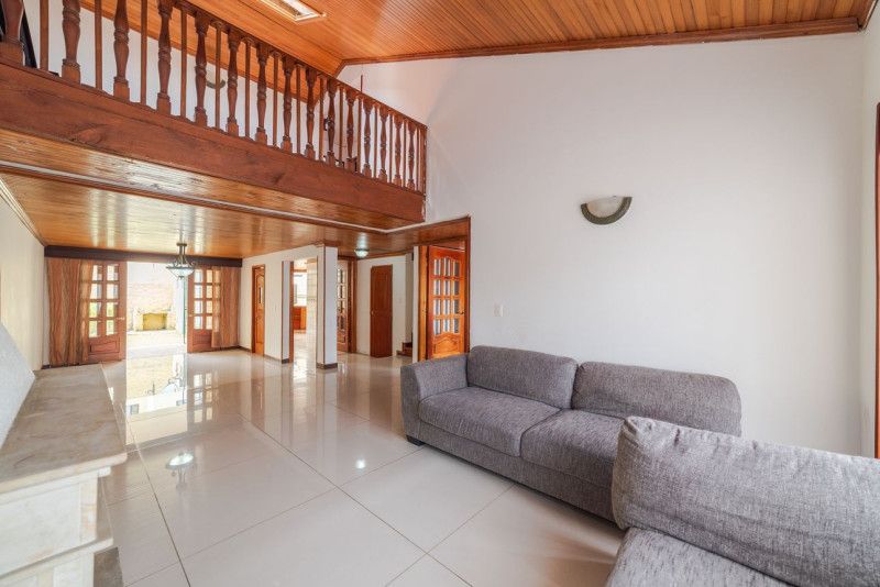 Casa en venta Cundinamarca Bogotá San José Del Prado 263 m2 Habitaciones 5 Baños 4 Garajes 4 Precio $1150000000