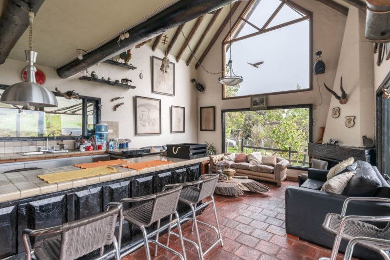 Casa Campestre en venta Cundinamarca La Calera La Calera 73000 m2 Habitaciones 3 Baños 3 Garajes 4 Precio $1550000000