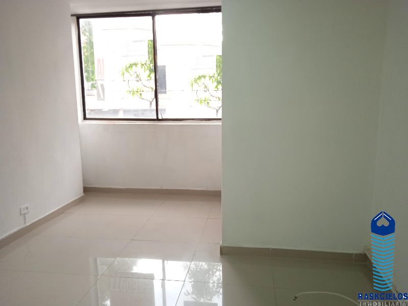 Oficina en arriendo Antioquia Medellín Simon Bolivar 19 m2 Habitaciones 0 Baños 0 Garajes 0 Precio $1000000