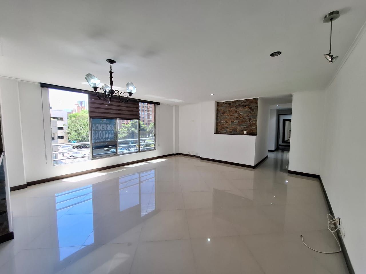 Suite en arriendo Antioquia Envigado Bosques De Zúñiga 100 m2 Habitaciones 3 Baños 2 Garajes 0 Precio $3900000