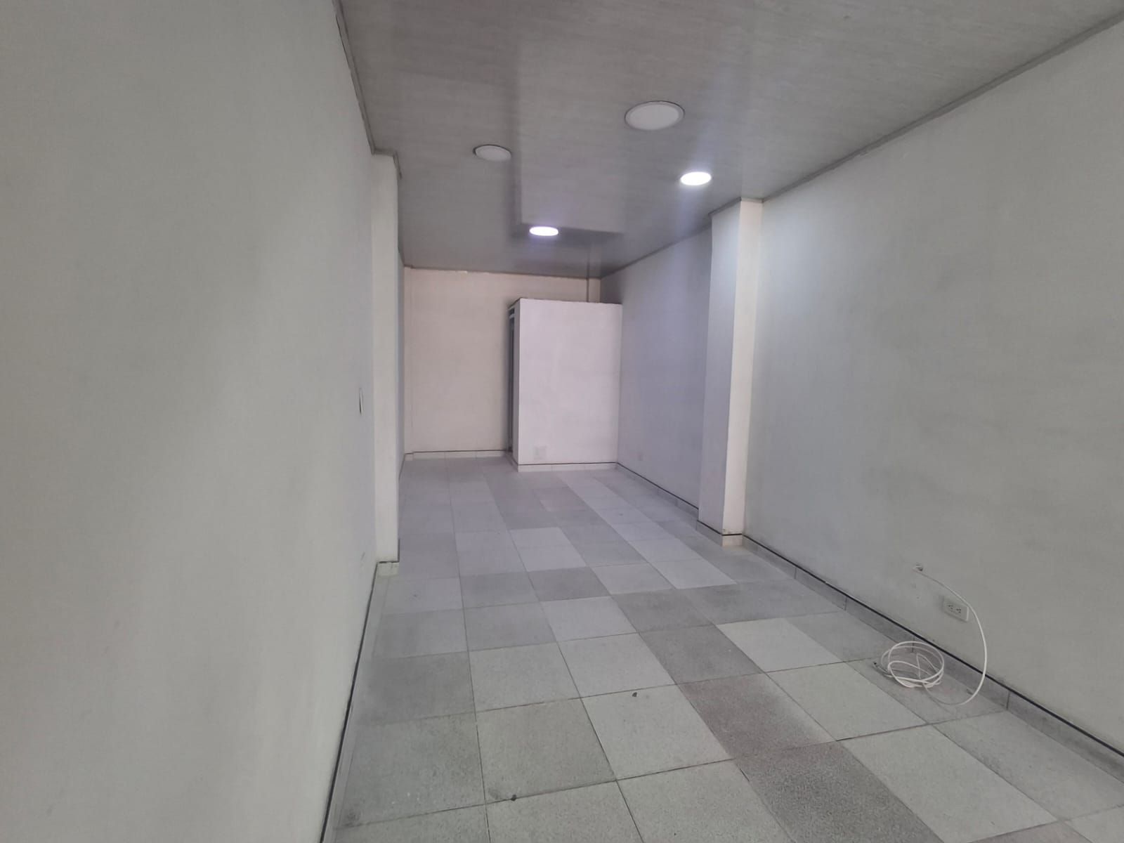 Local en arriendo Cundinamarca Bogotá Chico Sur 35 m2 Habitaciones 0 Baños 1 Garajes 0 Precio $950000