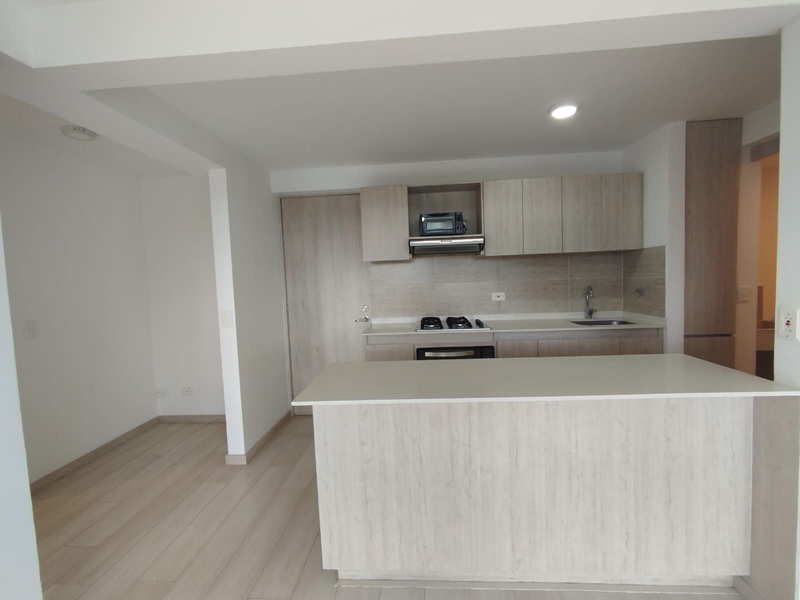 Apartamento en arriendo Antioquia Rionegro San Antonio 66 m2 Habitaciones 2 Baños 2 Garajes 0 Precio $2500000