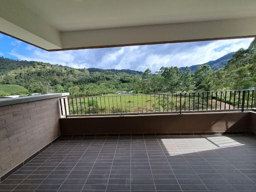 Apartamento en arriendo Antioquia El Retiro El Retiro 83 m2 Habitaciones 3 Baños 2 Garajes 1 Precio $3700000