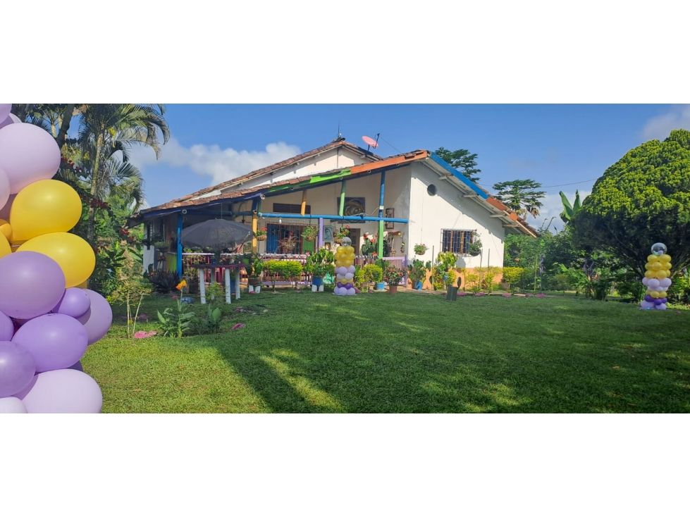 Finca en venta Risaralda Pereira Pereira 300 m2 Habitaciones 3 Baños 2 Garajes 0 Precio $1600000000