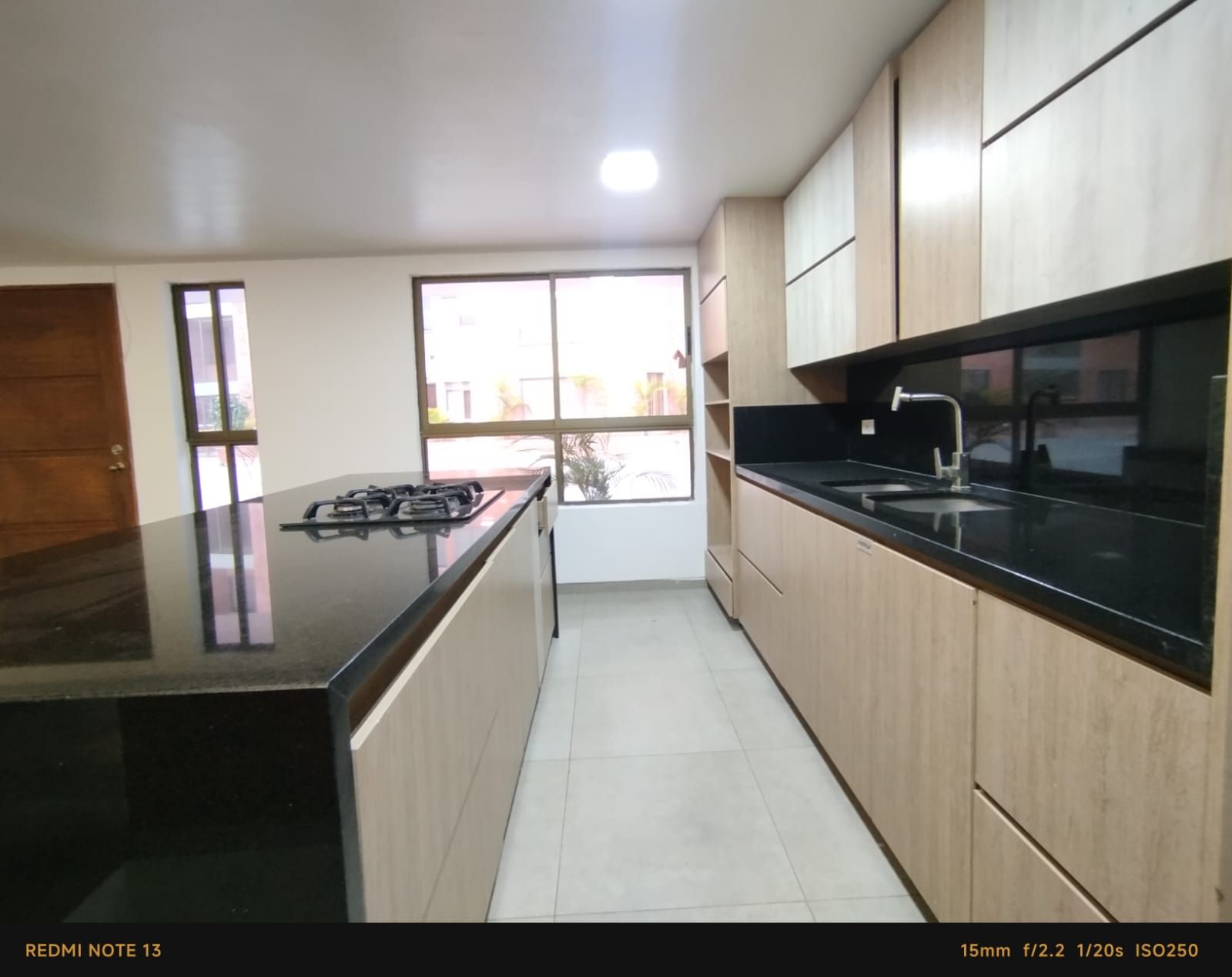 Apartamento en arriendo Antioquia Medellín San Lucas 115 m2 Habitaciones 3 Baños 2 Garajes 0 Precio $3800000