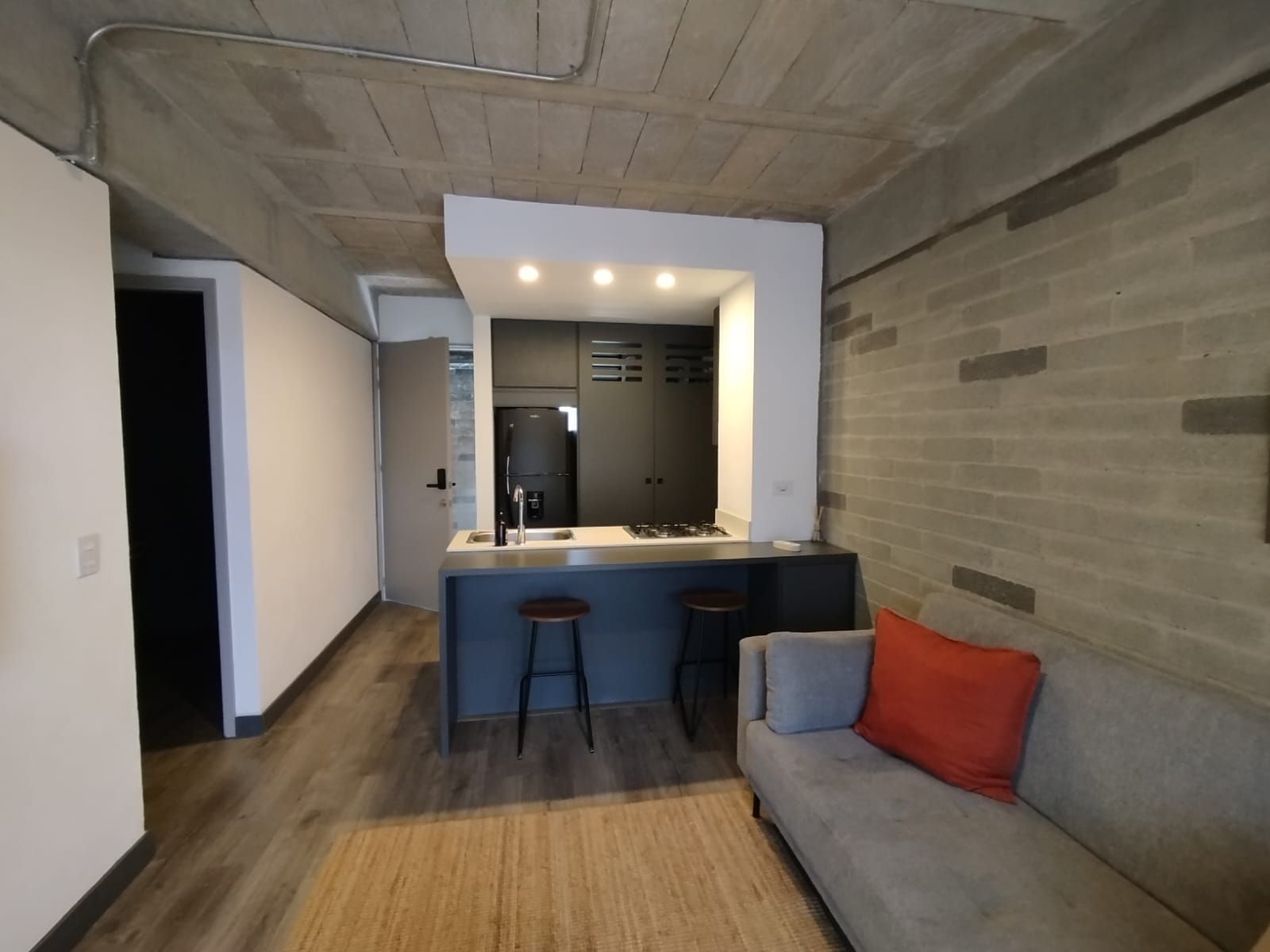 Apartamento en arriendo Antioquia La Ceja Centro 48 m2 Habitaciones 1 Baños 1 Garajes 0 Precio $2800000