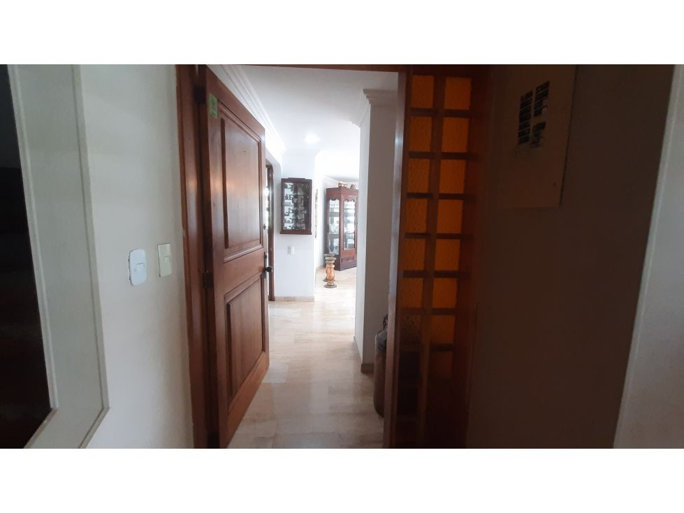Apartamento en venta Risaralda Pereira Los Alamos 162 m2 Habitaciones 3 Baños 2 Garajes 2 Precio $670000000