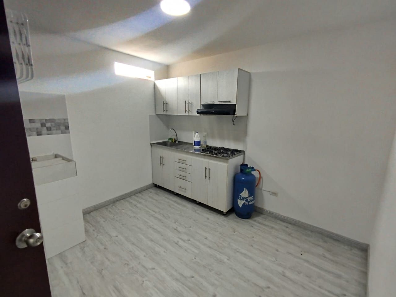 Apartaestudio en arriendo Antioquia Medellín Las Mercedes 25 m2 Habitaciones 1 Baños 1 Garajes 0 Precio $1300000
