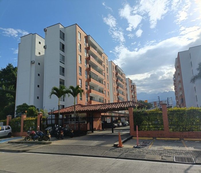 Apartamento en venta Valle Del Cauca Cali Conjunto Residencial Valparaiso Ciudad Bochalema 84 m2 Habitaciones 3 Baños 2 Garajes 1 Precio $350000000