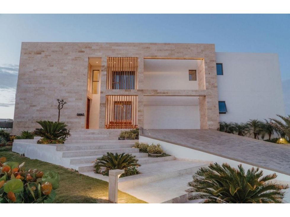 Casa en venta Atlántico Puerto Colombia Pradomar 741 m2 Habitaciones 4 Baños 6 Garajes 2 Precio $4300000000