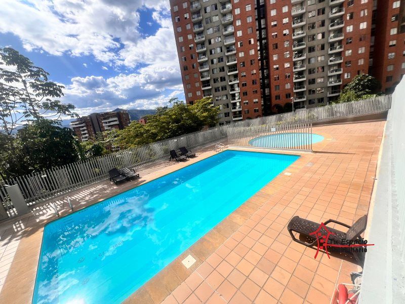 Apartamento en arriendo Antioquia Envigado Trianon 65 m2 Habitaciones 3 Baños 2 Garajes 0 Precio $2400000