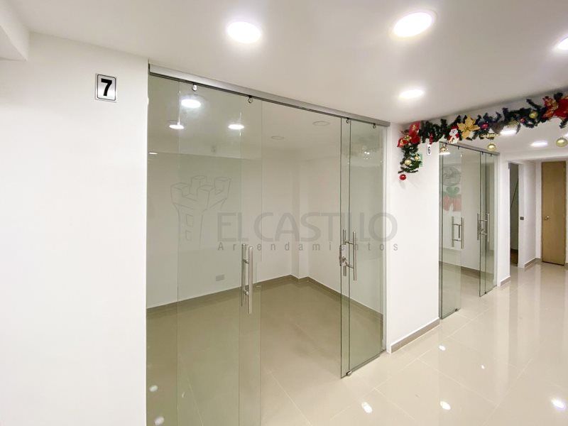 Local en arriendo Antioquia Itagüí Santa María No 3 5 m2 Habitaciones 0 Baños 0 Garajes 0 Precio $1300000