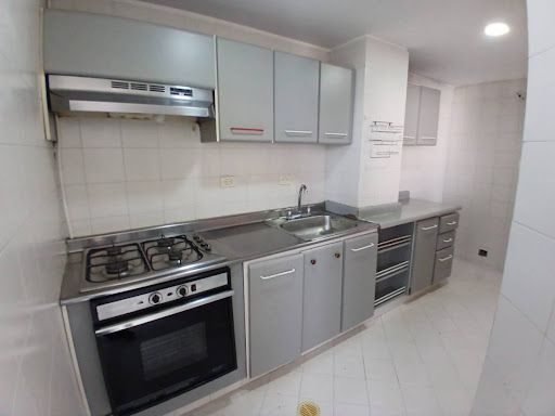 Apartamento en arriendo Risaralda Pereira Los Alpes 110 m2 Habitaciones 2 Baños 2 Garajes 1 Precio $2500000