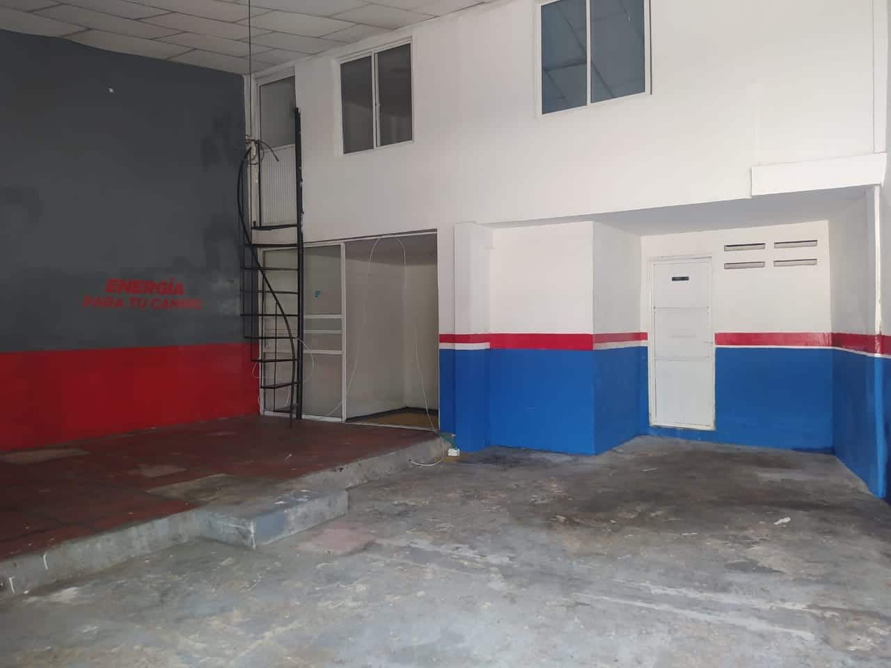 Local en arriendo Bolívar Cartagena Paraguay 108 m2 Habitaciones 0 Baños 1 Garajes 0 Precio $2800000