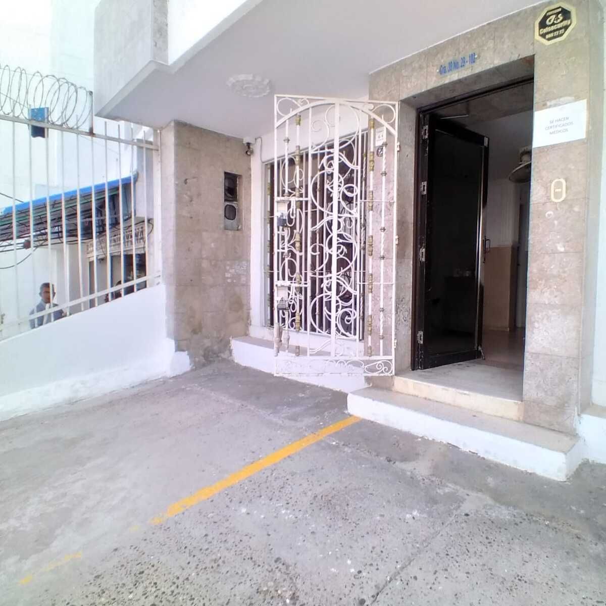 Local en arriendo Bolívar Cartagena Amberes 100 m2 Habitaciones 0 Baños 4 Garajes 1 Precio $3800000