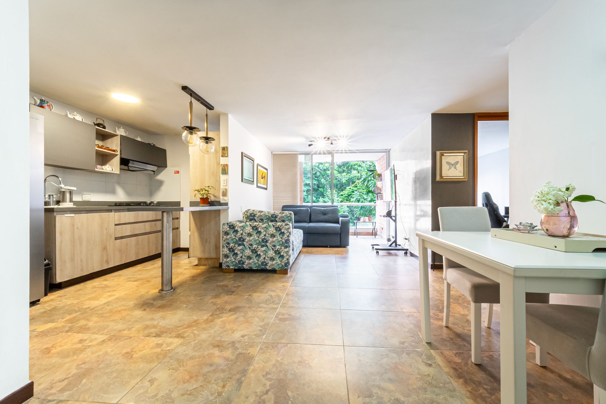 Apartamento en venta Antioquia Envigado Loma De Las Brujas 92 m2 Habitaciones 2 Baños 2 Garajes 1 Precio $720000000