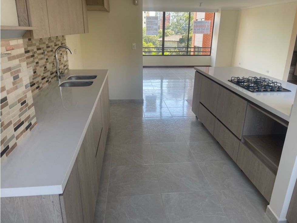 Apartamento en arriendo Antioquia Medellín San Lucas 128 m2 Habitaciones 3 Baños 3 Garajes 2 Precio $4500000