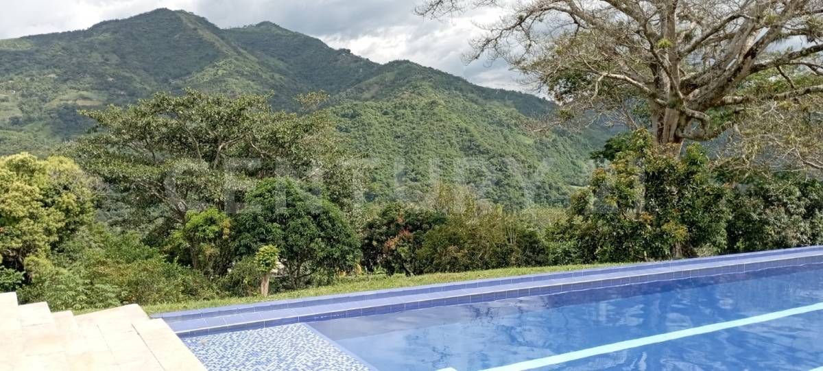 Lote en venta Cundinamarca La Vega La Vega 10000 m2 Habitaciones 0 Baños 3 Garajes 8 Precio $1300000000