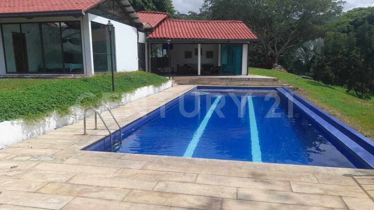 Lote en venta Cundinamarca La Vega La Vega 10000 m2 Habitaciones 0 Baños 3 Garajes 8 Precio $1300000000