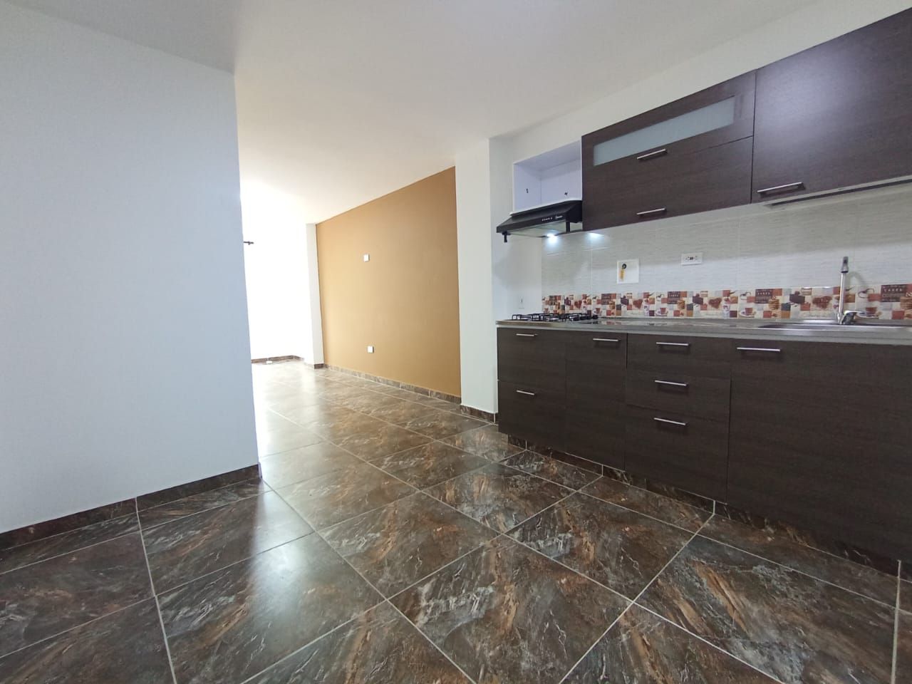 Apartamento en arriendo Antioquia Medellín Campo Alegre 75 m2 Habitaciones 2 Baños 2 Garajes 0 Precio $1600000