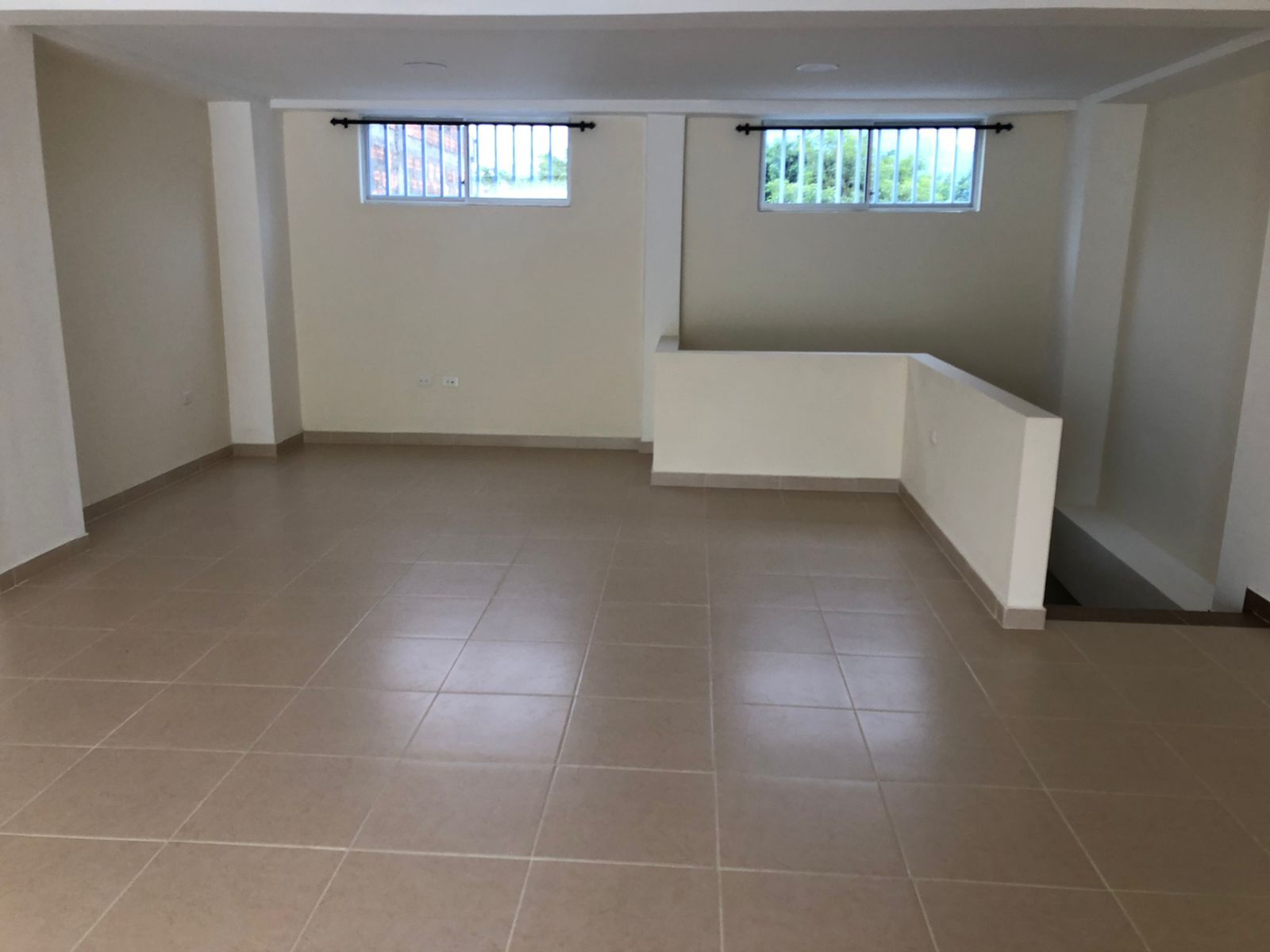 Edificio en venta Risaralda Pereira Altavista 463 m2 Habitaciones 6 Baños 6 Garajes 2 Precio $1500000000