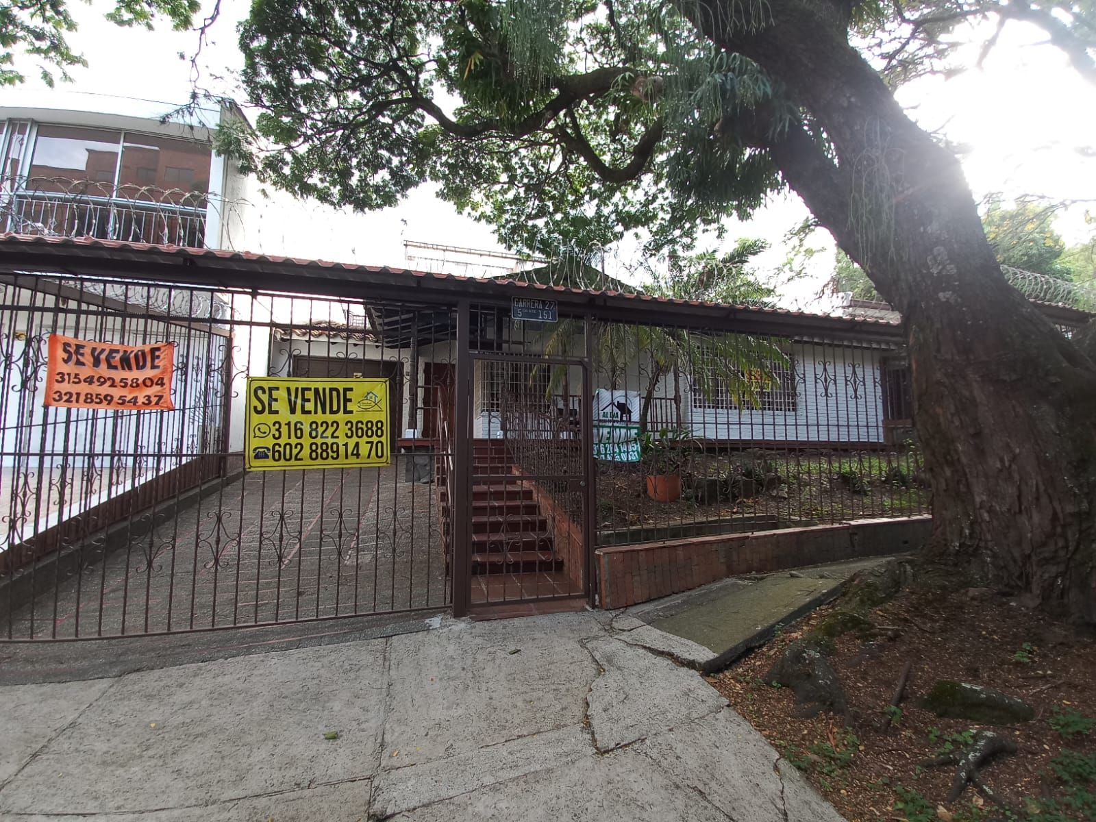 Casa en venta Valle Del Cauca Cali Tejares Cristales 310 m2 Habitaciones 3 Baños 3 Garajes 1 Precio $850000000