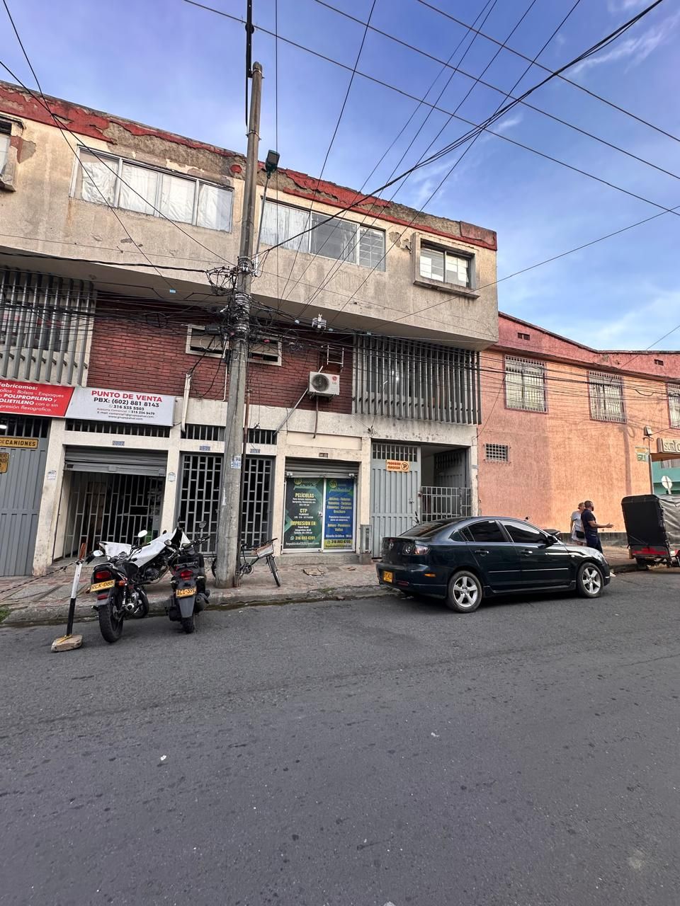 Edificio en venta Valle Del Cauca Cali El Hoyo 350 m2 Habitaciones 3 Baños 2 Garajes 0 Precio $750000000