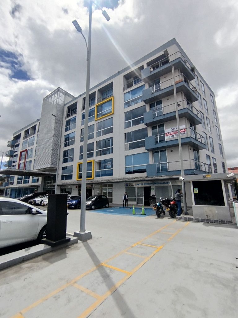 Local en venta Cundinamarca Bogotá Portales Del Norte 38 m2 Habitaciones 0 Baños 1 Garajes 0 Precio $318000000