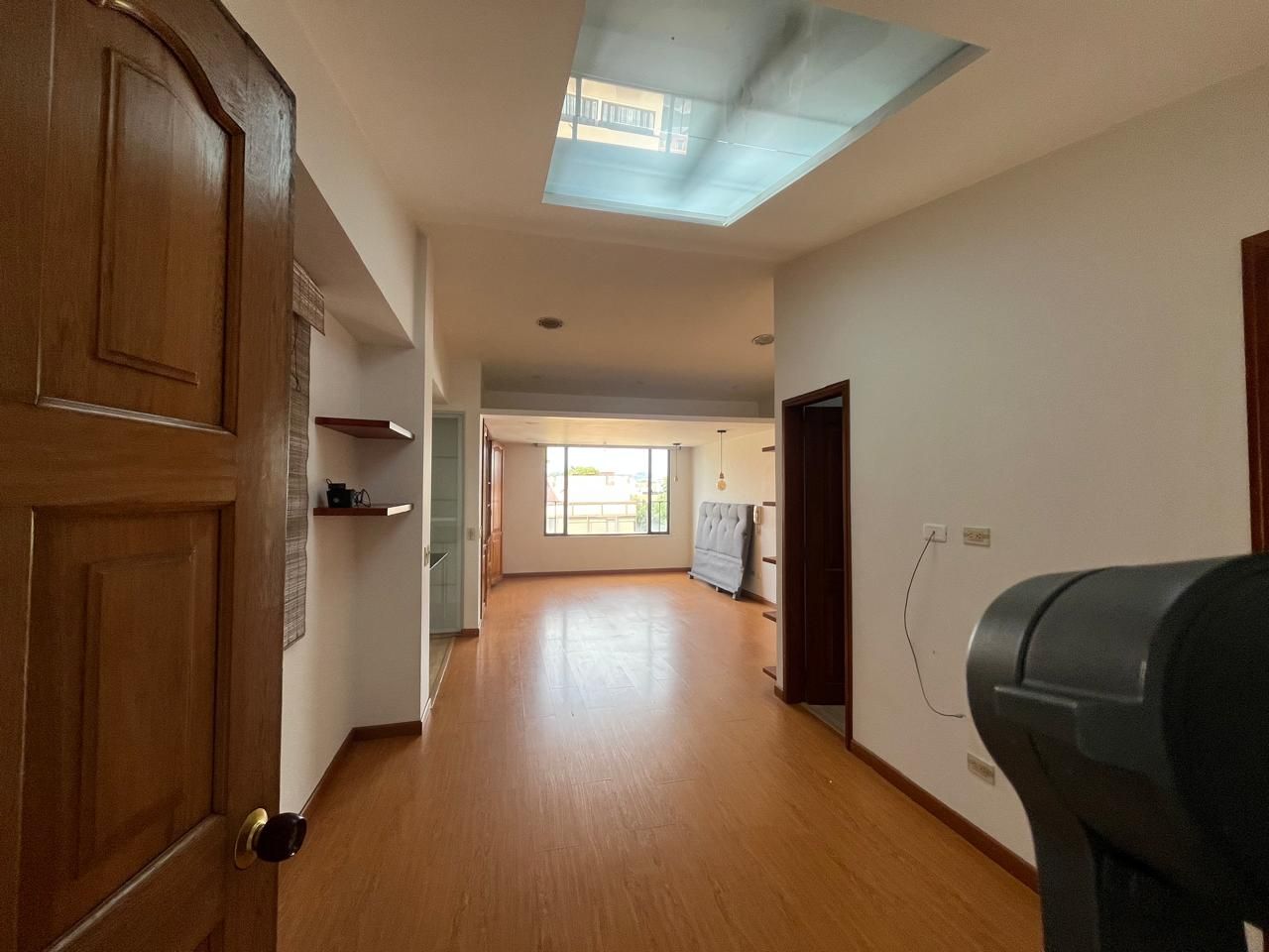 Apartaestudio en arriendo Cundinamarca Bogotá Cr Quintas Del Recreo Et V 30 m2 Habitaciones 1 Baños 1 Garajes 0 Precio $2450000