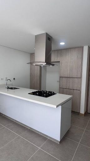 Apartamento en arriendo Antioquia Envigado El Chocho 80 m2 Habitaciones 2 Baños 3 Garajes 2 Precio $4000000