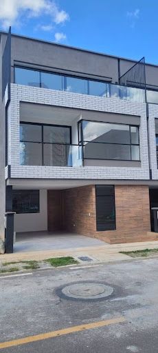 Casa en arriendo Antioquia Rionegro El Porvenir 240 m2 Habitaciones 4 Baños 4 Garajes 1 Precio $6500000