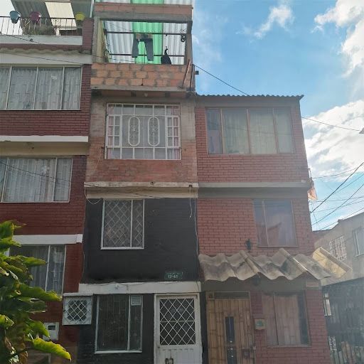 Casa en venta Cundinamarca Bogotá Colmena I Los Pinares 103 m2 Habitaciones 4 Baños 2 Garajes 0 Precio $160000000