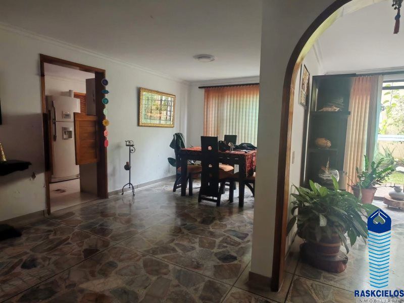 Casa en venta Antioquia Medellín San Bernardo 267 m2 Habitaciones 5 Baños 5 Garajes 1 Precio $1473000000