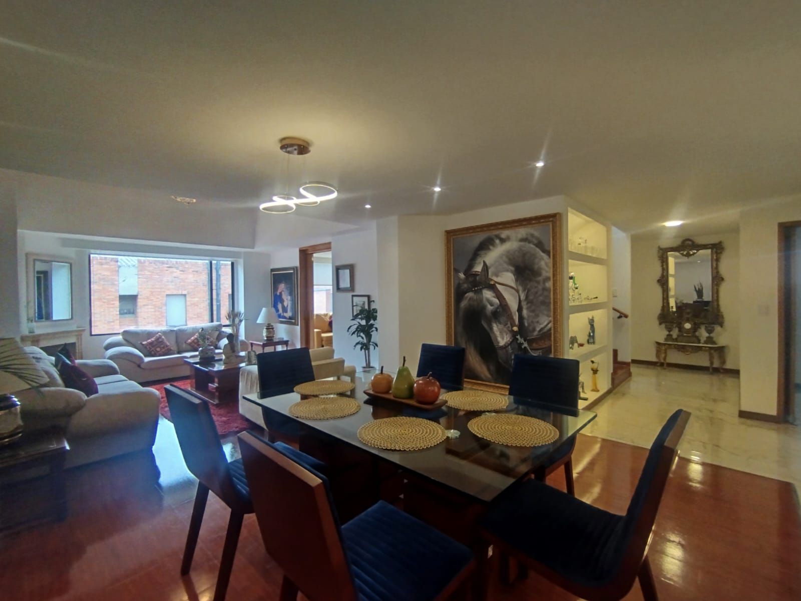 Apartamento en arriendo Cundinamarca Bogotá Chico Norte Et Iii 240 m2 Habitaciones 4 Baños 4 Garajes 0 Precio $15409000