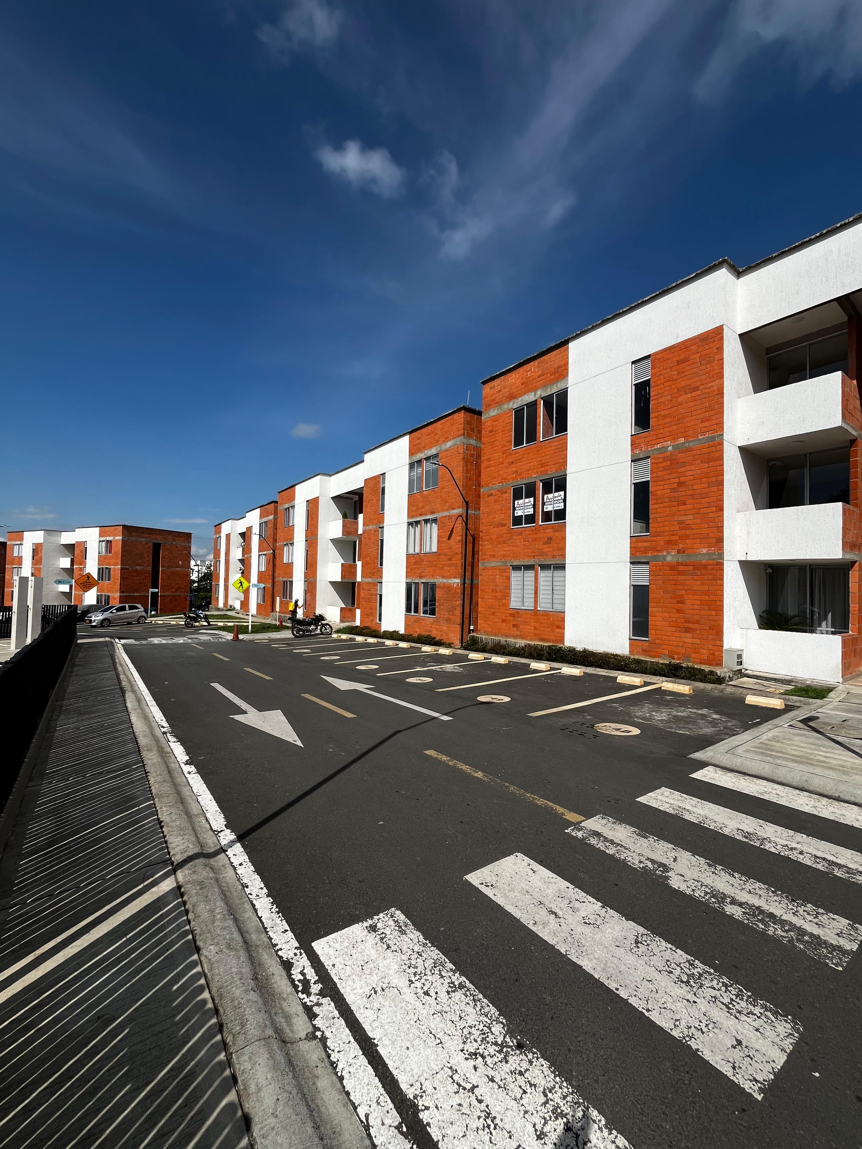 Apartamento en arriendo Risaralda Pereira Br San Fernando 55 m2 Habitaciones 3 Baños 2 Garajes 1 Precio $1100000