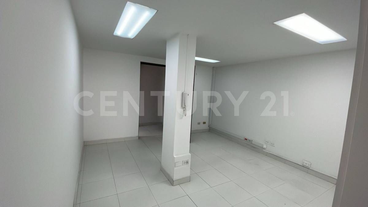 Oficina en venta Cundinamarca Bogotá Santa Barbara Occidental 114 m2 Habitaciones 0 Baños 2 Garajes 1 Precio $750000000