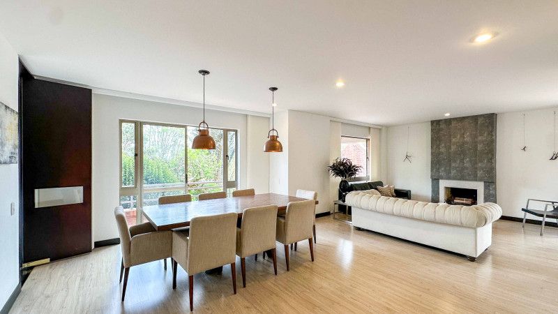 Apartamento en venta Cundinamarca Bogotá Suba Naranjos 197 m2 Habitaciones 3 Baños 3 Garajes 3 Precio $1490000000