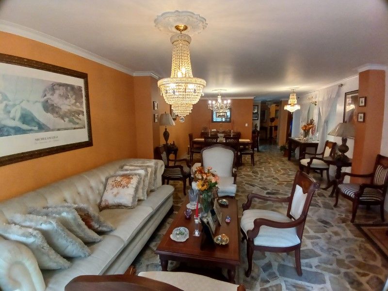 Apartamento en venta Antioquia Medellín Laureles 203 m2 Habitaciones 4 Baños 3 Garajes 1 Precio $850000000