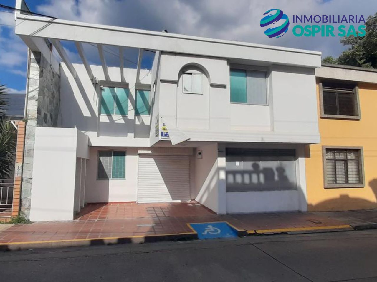 Local Comercial en arriendo o venta Valle Del Cauca Palmira Obrero 300 m2 Habitaciones 6 Baños 6 Garajes 1 Precio venta $900000000 Precio arriendo $7000000