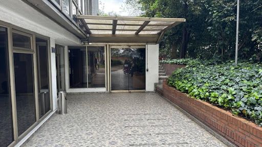 Oficina en arriendo Cundinamarca Bogotá San Jose Fontibon 220 m2 Habitaciones 0 Baños 2 Garajes 7 Precio $13000000