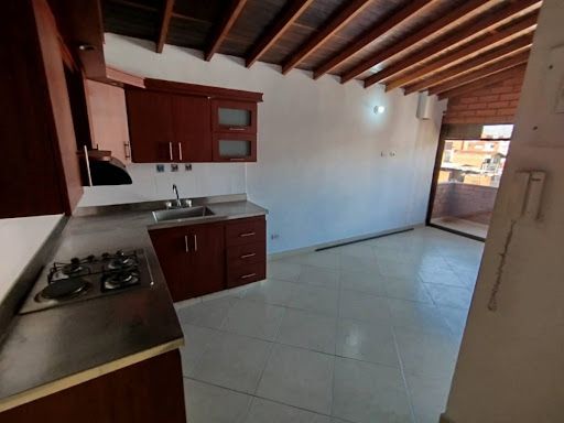 Apartamento en arriendo Antioquia Itagüí Centro 100 m2 Habitaciones 4 Baños 3 Garajes 0 Precio $2100000