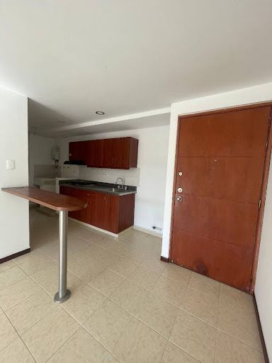 Apartamento en arriendo Antioquia Envigado La Paz 70 m2 Habitaciones 3 Baños 2 Garajes 1 Precio $2400000