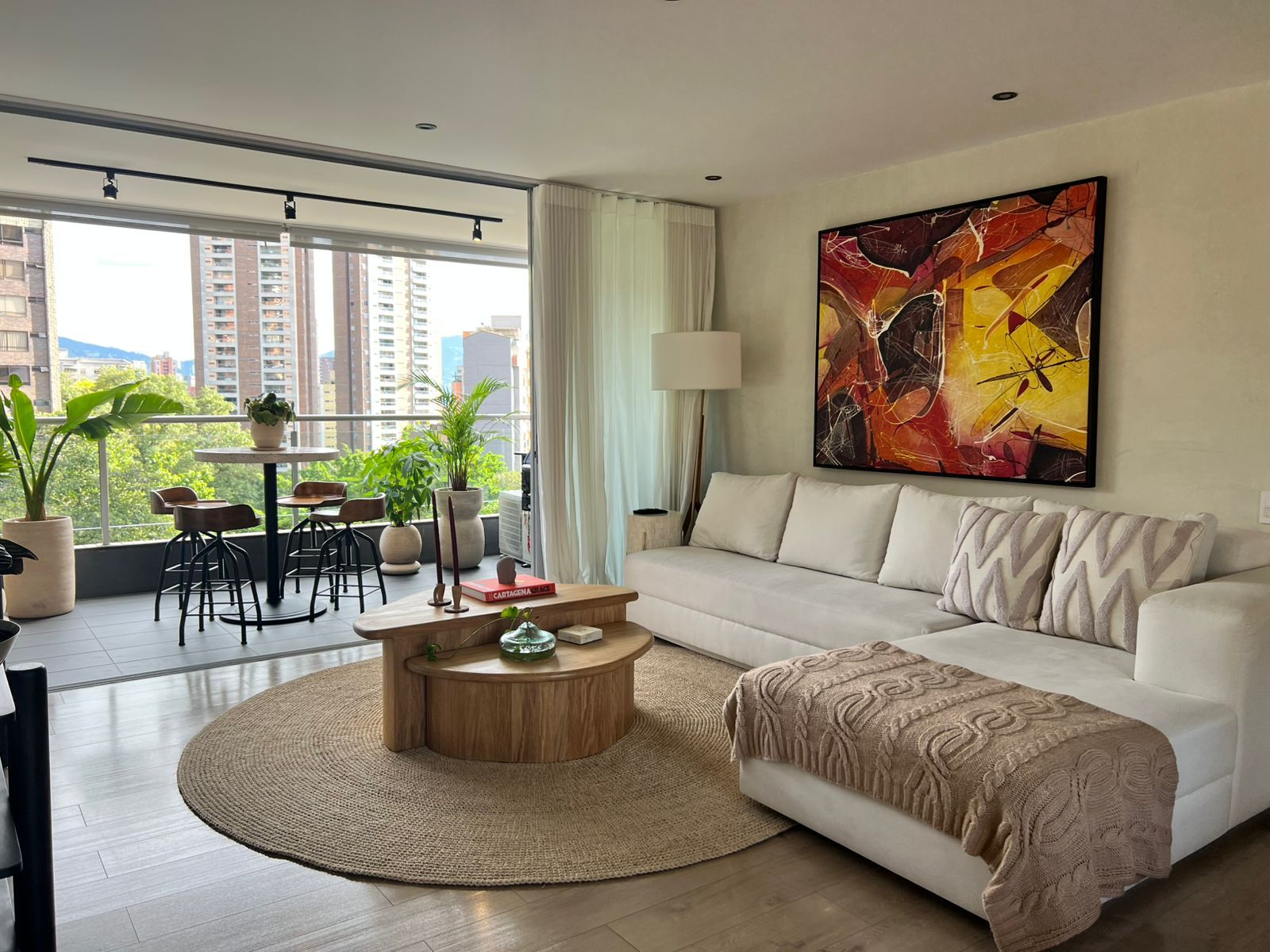 Apartamento en venta Antioquia Medellín Astorga 151 m2 Habitaciones 3 Baños 4 Garajes 2 Precio $1850000000